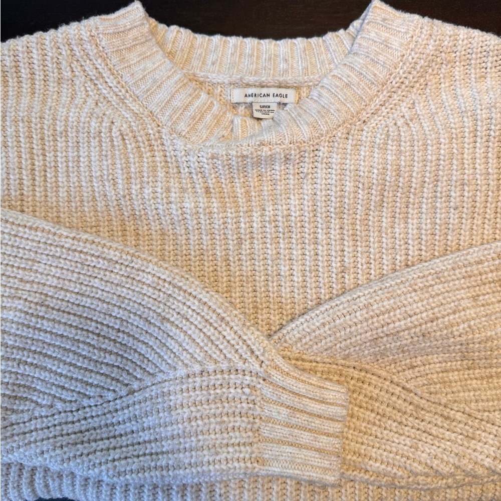 American Eagle Outfitters Beige Oversized Knit Sweater (S)